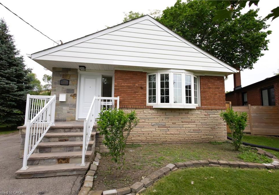 25-allonsius-drive-etobicoke-ontario-40842373