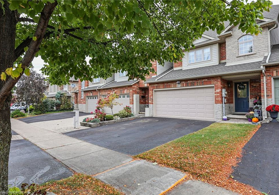 37-beech-street-grimsby-ontario-40842379