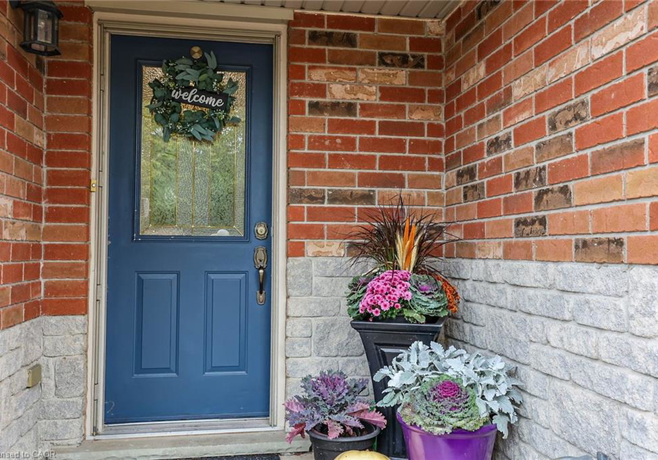 37-beech-street-grimsby-ontario-40842379