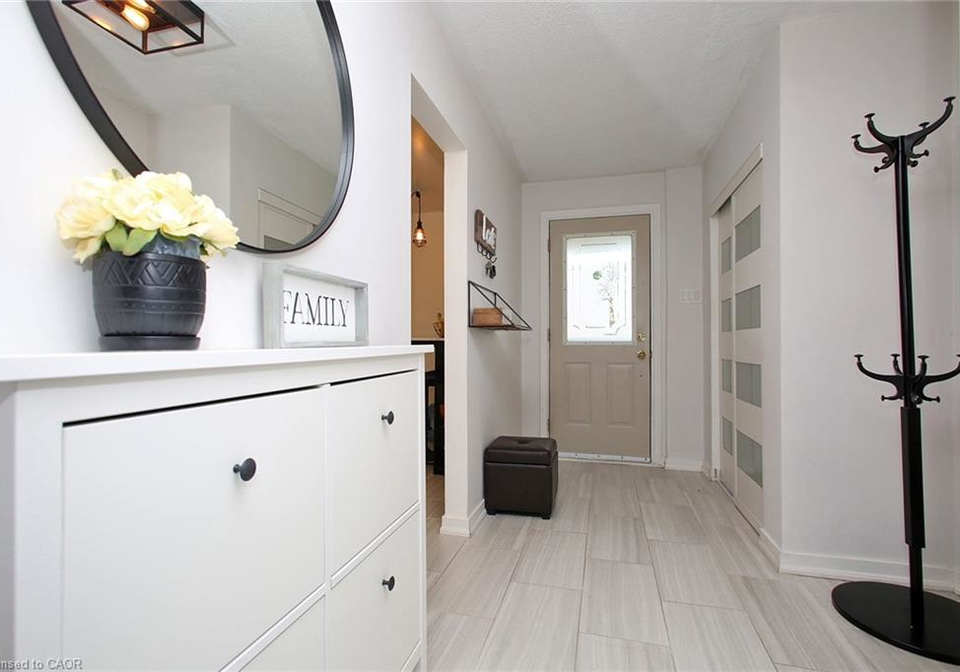 591-timberlane-lane-burlington-ontario-40842422