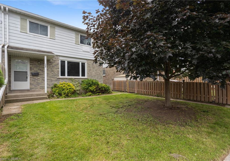 18-oakhill-drive-brantford-ontario-40842429