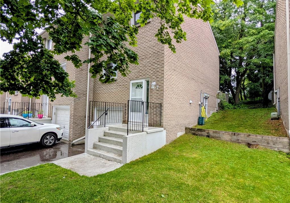 121-morgan-avenue-kitchener-ontario-40842440