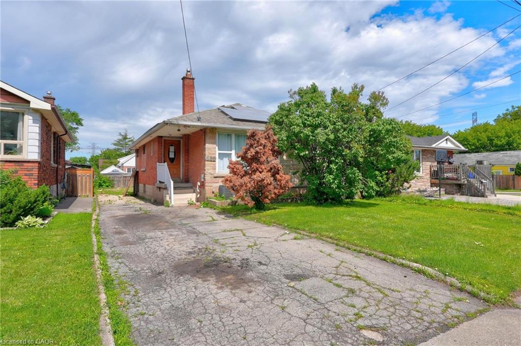 689-burgess-avenue-hamilton-ontario-40842465