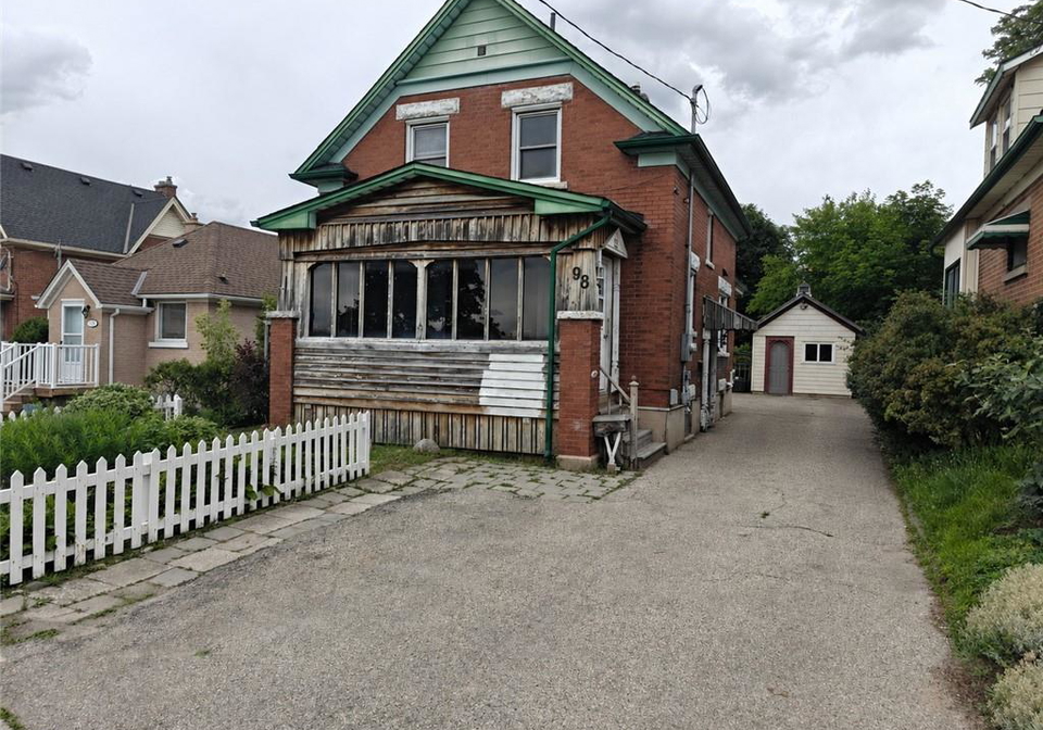 98-glasgow-street-kitchener-ontario-40842480