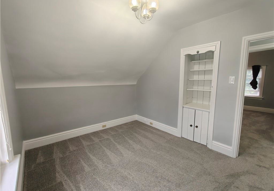 98-glasgow-street-kitchener-ontario-40842480