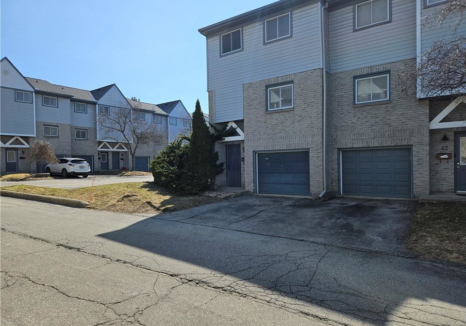 589-beechwood-drive-waterloo-ontario-40842491