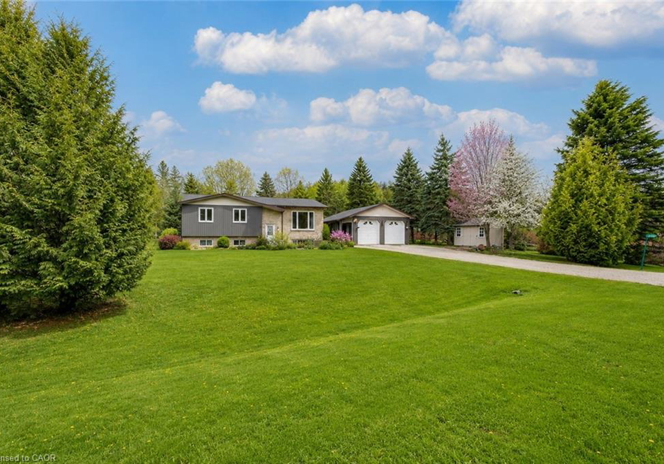 230-saugeen-street-grey-highlands-ontario-40842507