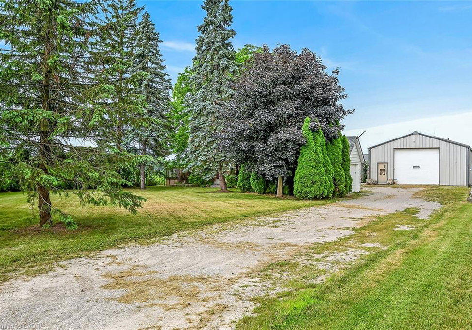 2250-56-highway-glanbrook-ontario-40842514