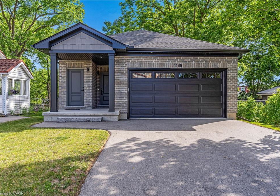 1188-queenston-road-cambridge-ontario-40842516