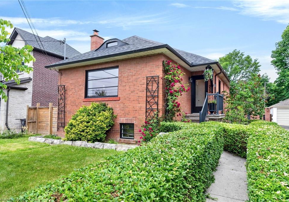 233-rosemount-avenue-toronto-ontario-40842539