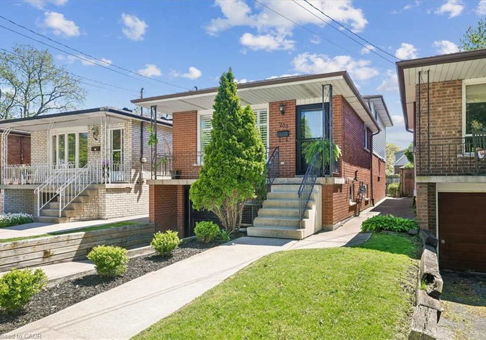 233-east-8th-street-hamilton-ontario-40842541