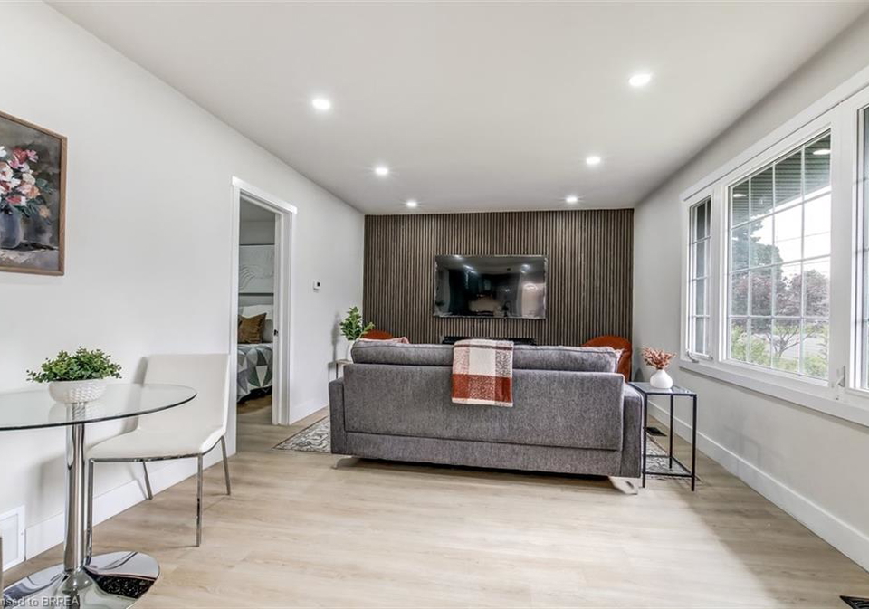 69-fairview-drive-brantford-ontario-40842545