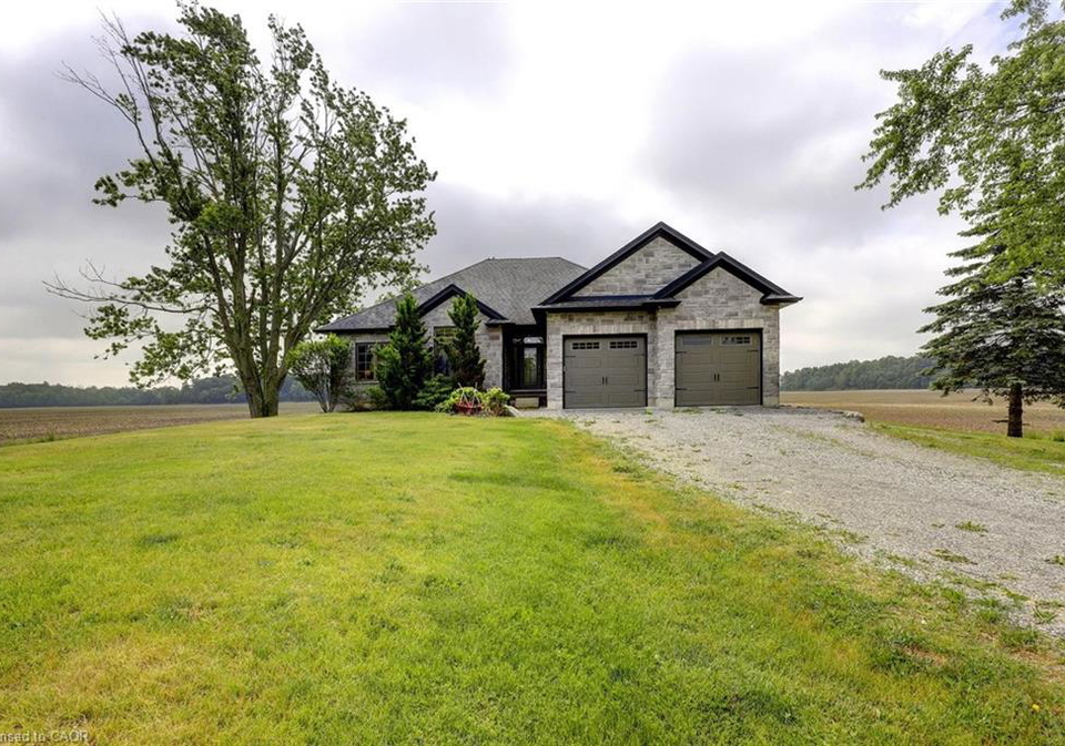 1750-concession-8-townsend-waterford-ontario-40842556