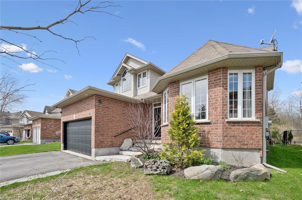 556-black-street-fergus-ontario-40842608