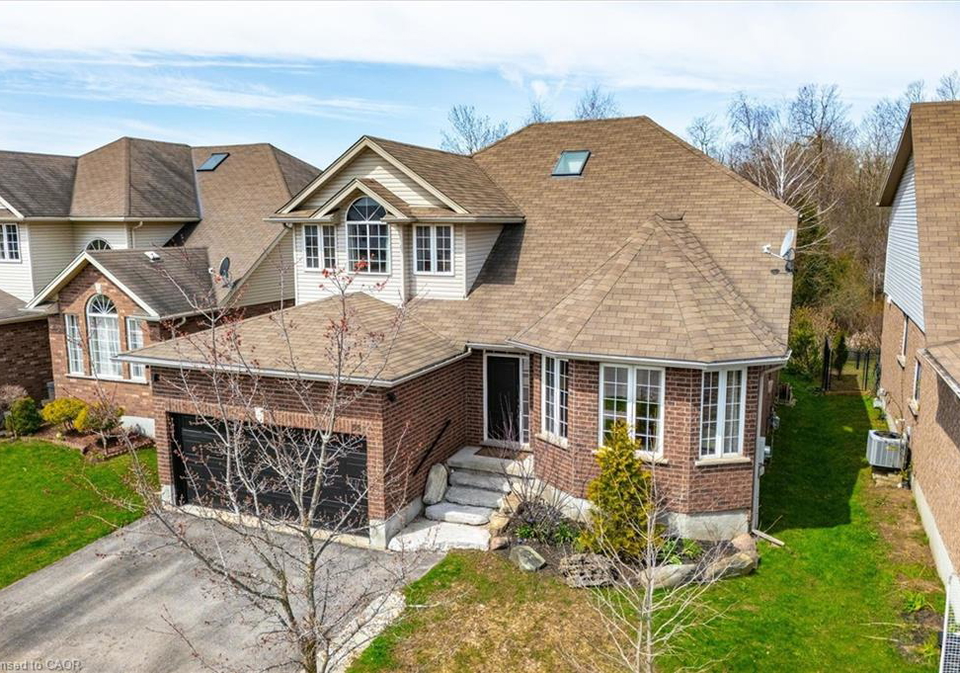 556-black-street-fergus-ontario-40842608