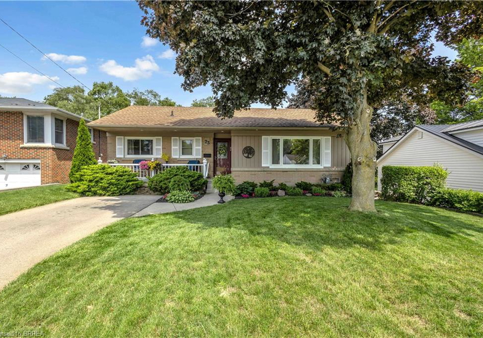 23-tyrell-street-simcoe-ontario-40842618