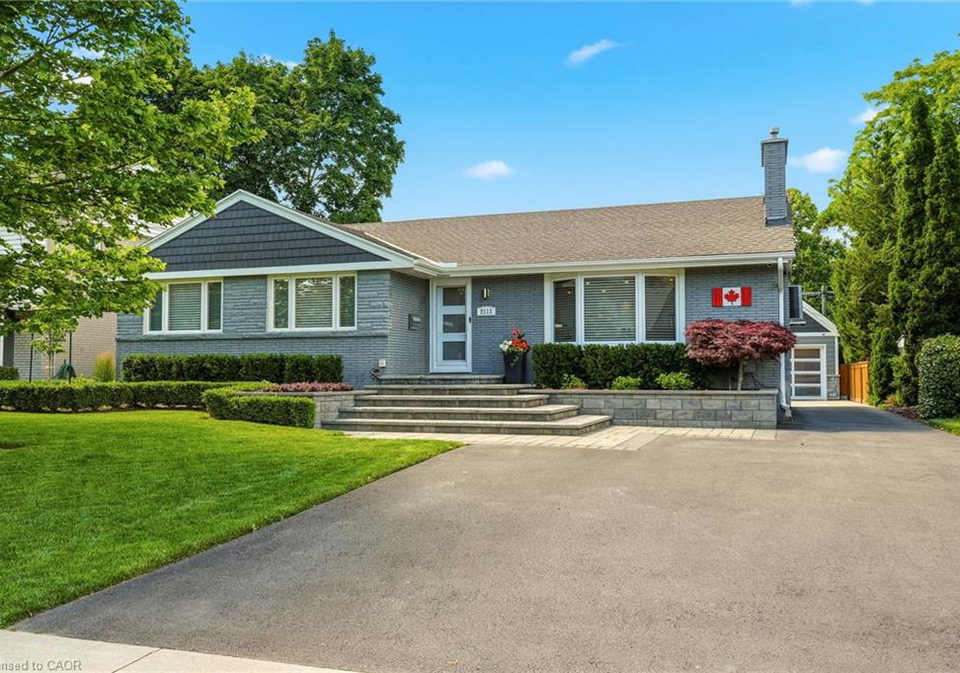 2113-courtland-drive-burlington-ontario-40842630