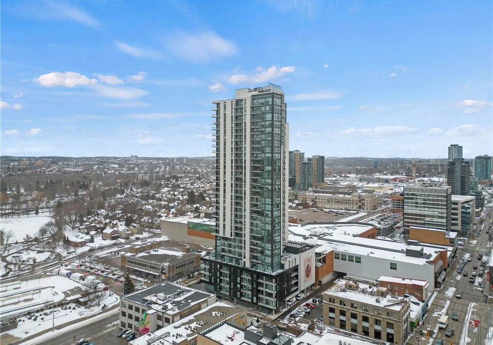 60-charles-street-kitchener-ontario-40842642