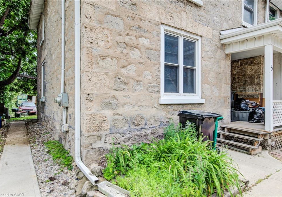 5-george-street-s-cambridge-ontario-40842656