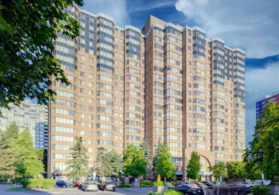 80-alton-towers-circle-toronto-ontario-40842692