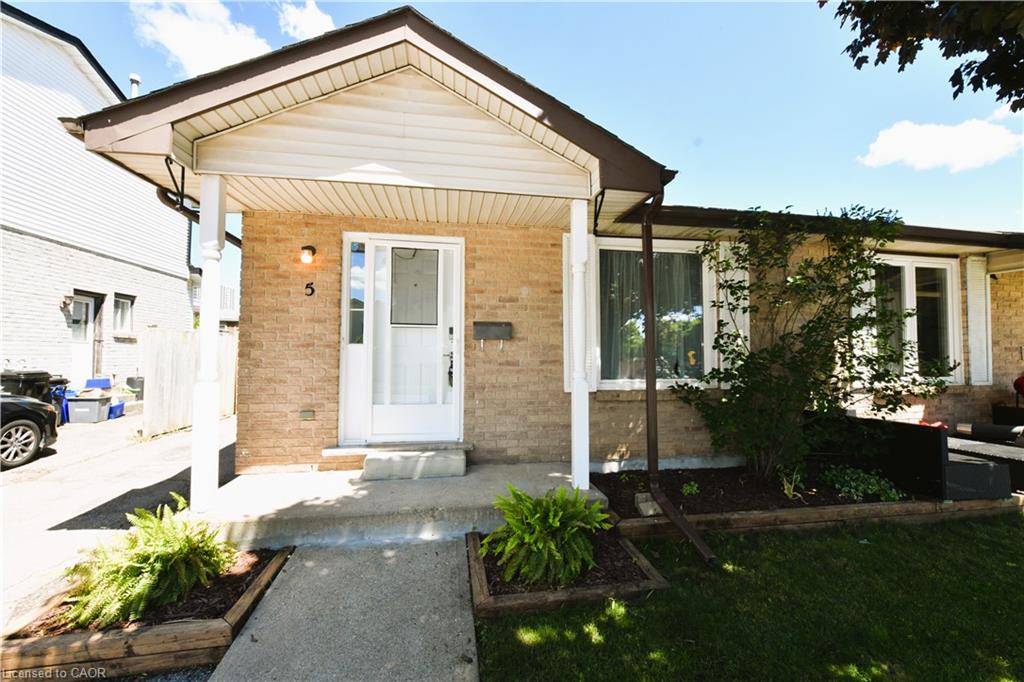 5-harmony-court-cambridge-ontario-40842695