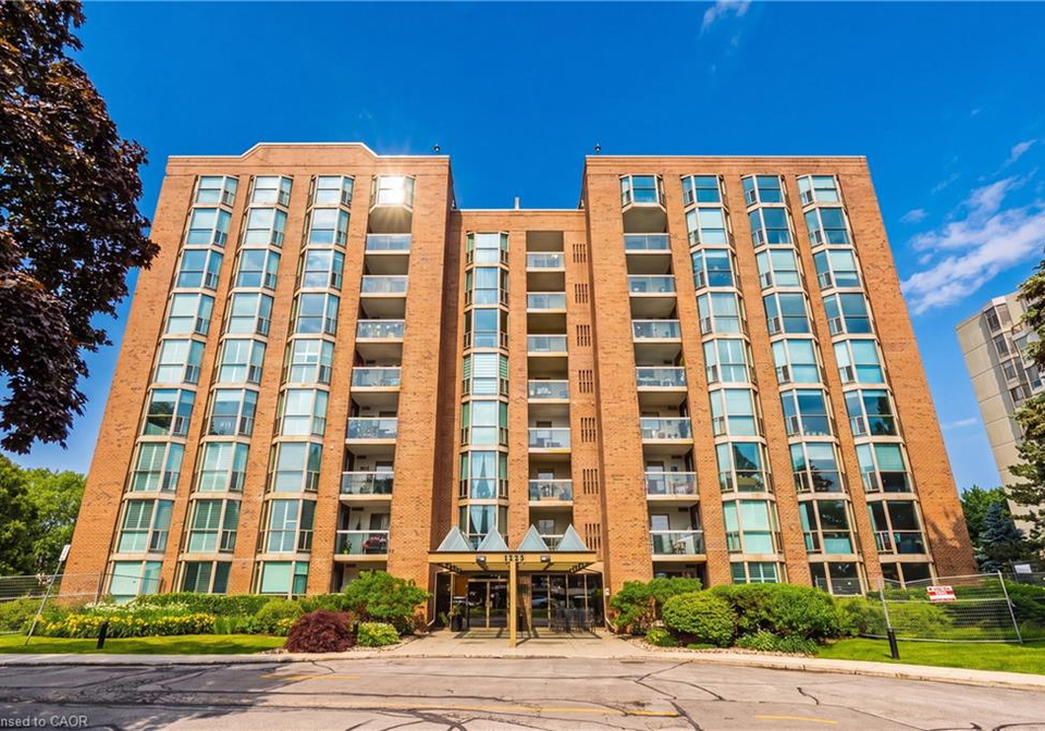 1225-north-shore-boulevard-e-burlington-ontario-40842703