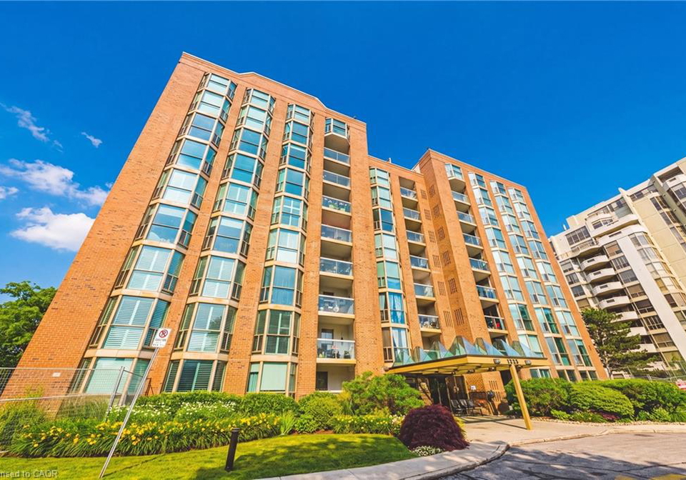 1225-north-shore-boulevard-e-burlington-ontario-40842703