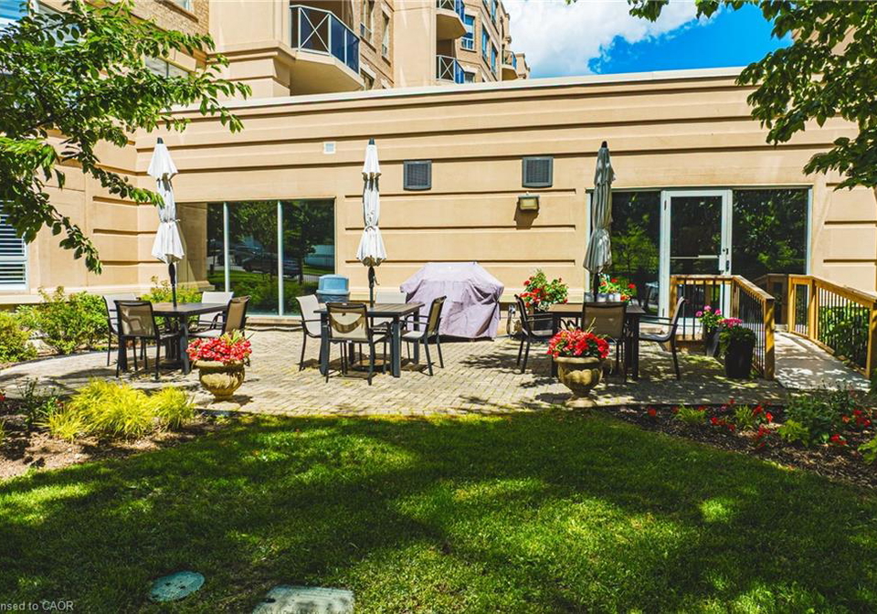 2075-amherst-heights-drive-burlington-ontario-40842716