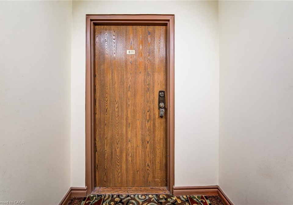 55-green-valley-drive-kitchener-ontario-40842722