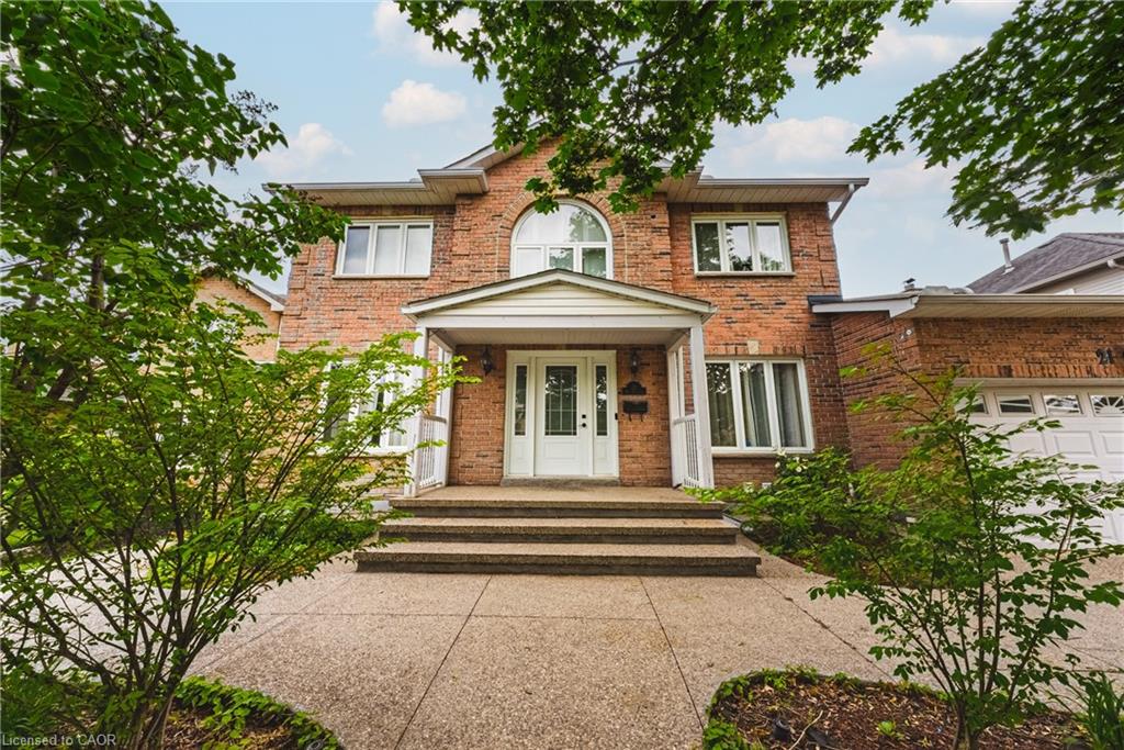 21-moss-boulevard-dundas-ontario-40842727