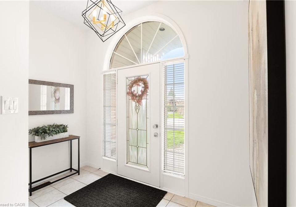 131-swift-crescent-guelph-ontario-40842758