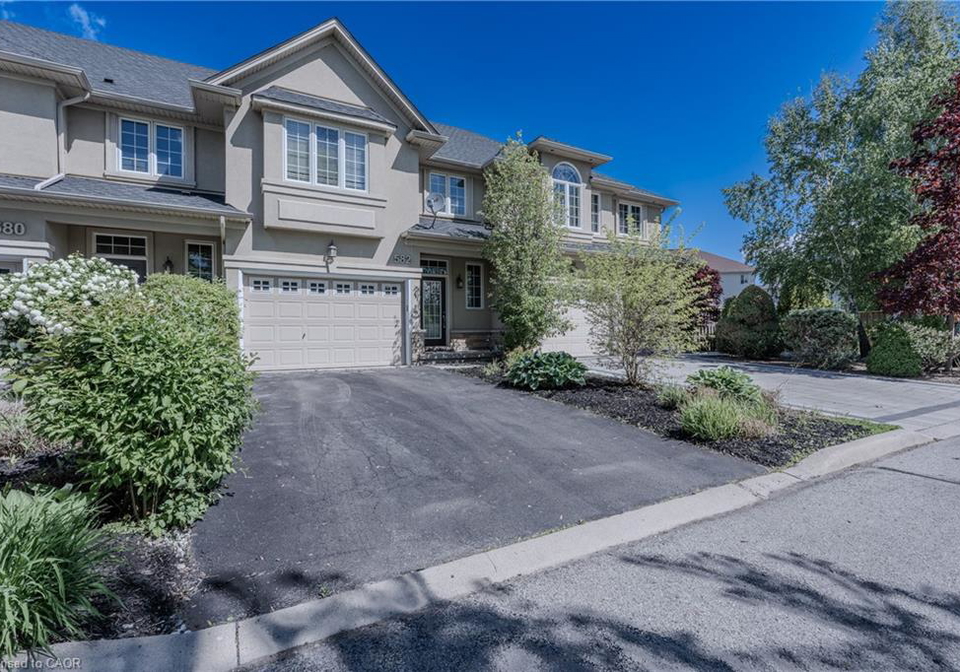 582-stonehenge-drive-ancaster-ontario-40842766