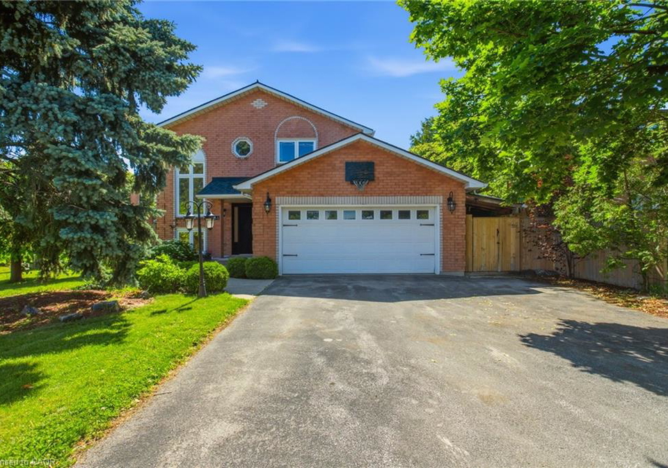 66-casablanca-boulevard-grimsby-ontario-40842781