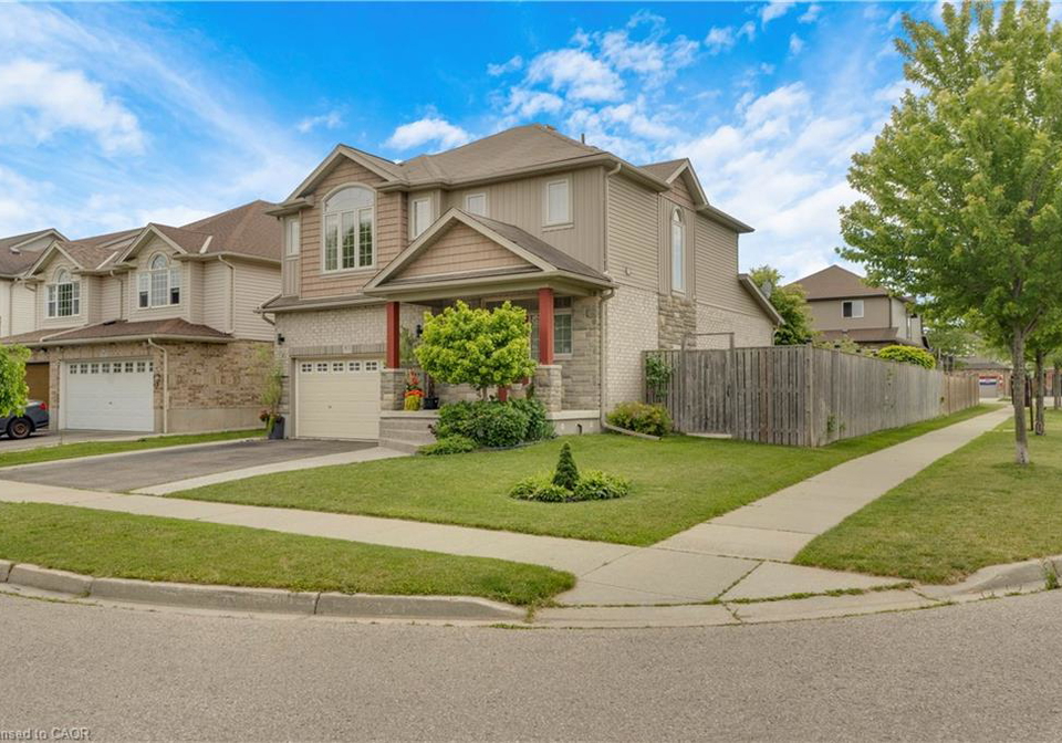 83-frankfurt-street-kitchener-ontario-40842795