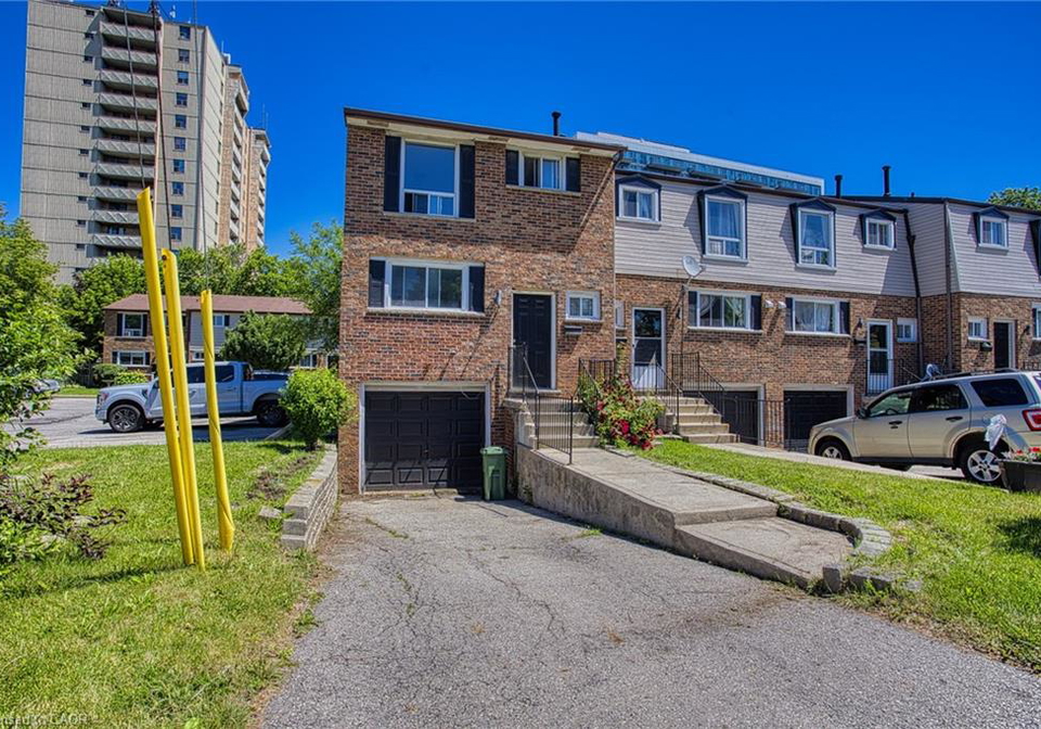75-berkindale-drive-hamilton-ontario-40842821