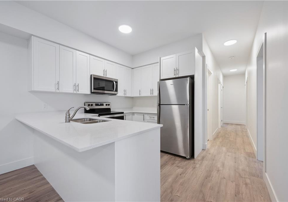 8-orchard-crescent-guelph-ontario-40842825