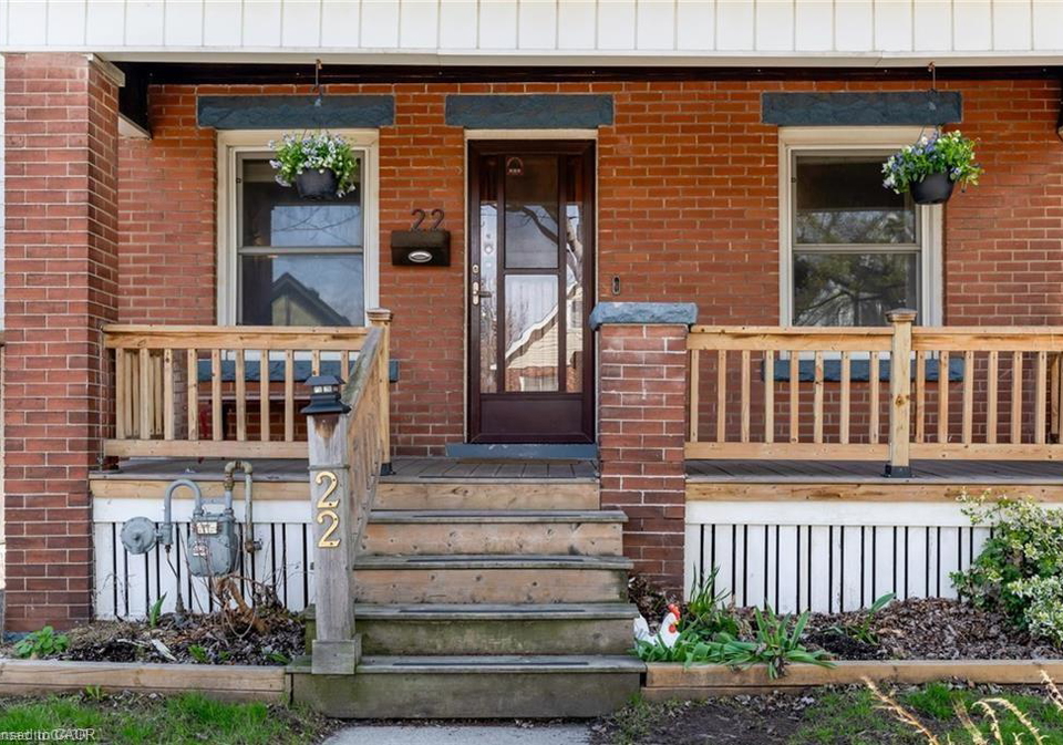 22-cope-street-hamilton-ontario-40842849