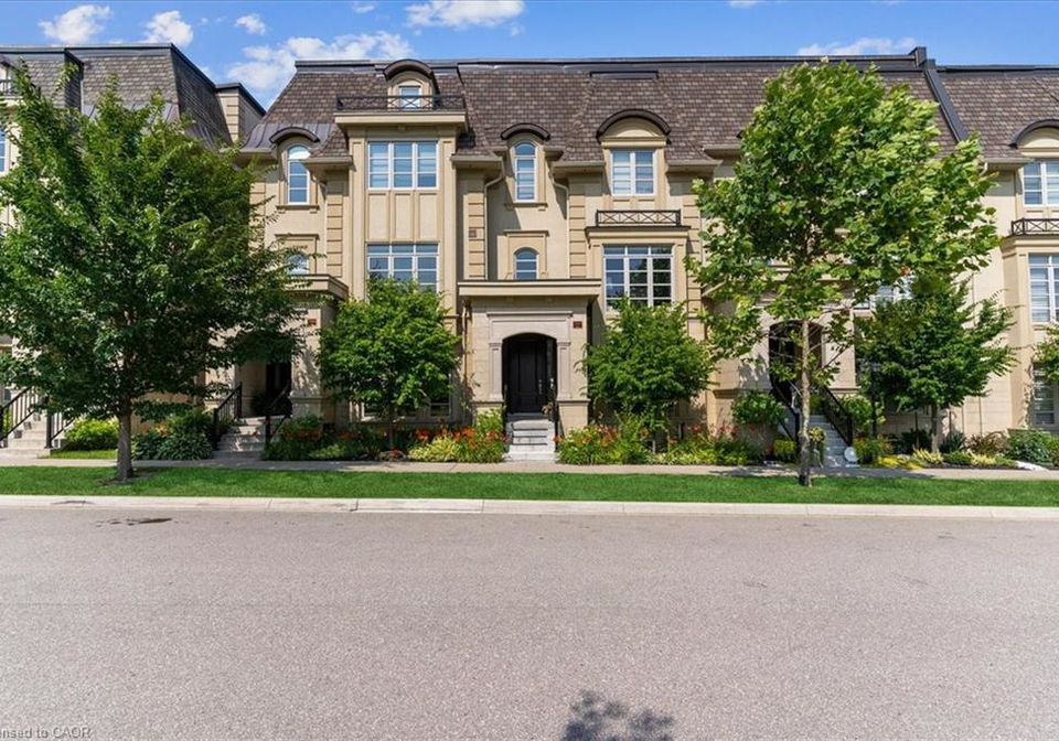 257-hanover-street-oakville-ontario-40842852