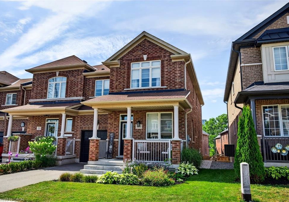 225-skinner-road-waterdown-ontario-40842858
