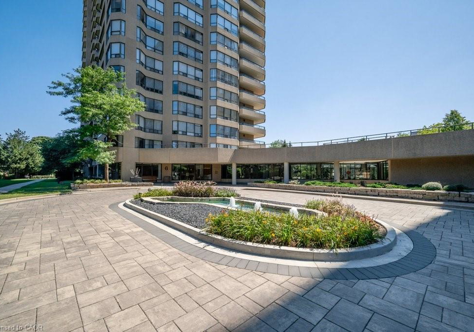 6-willow-street-waterloo-ontario-40842864