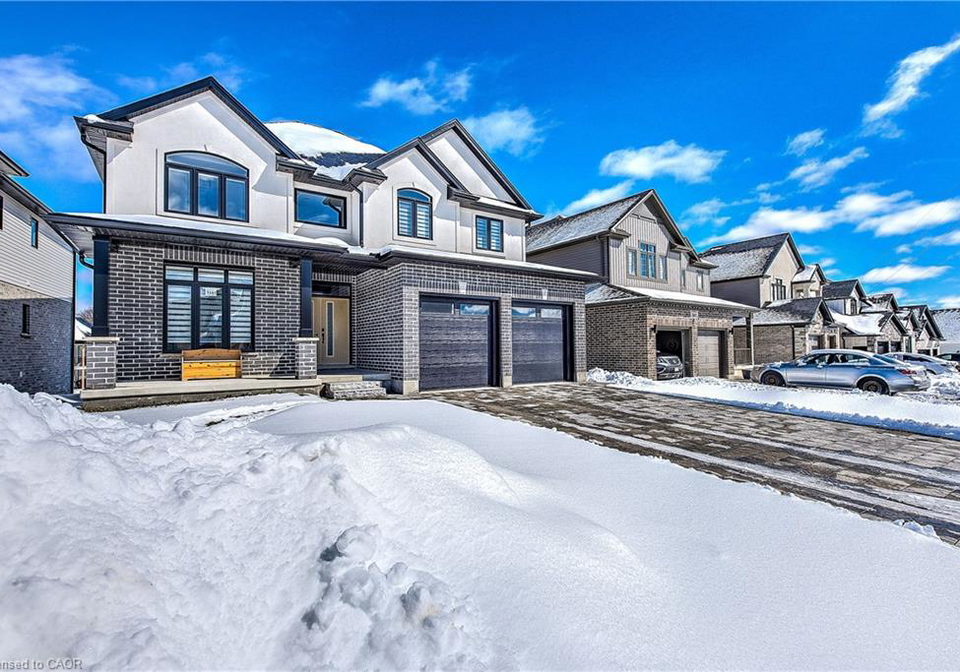 944-trailsway-avenue-london-ontario-40842866