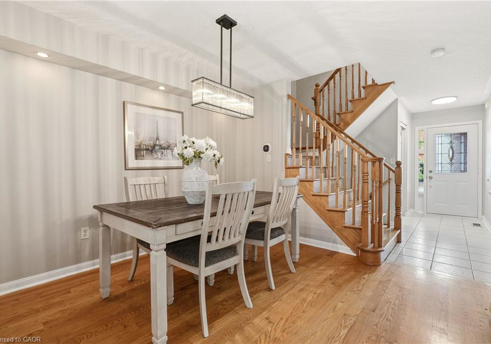 2463-carberry-way-oakville-ontario-40842868