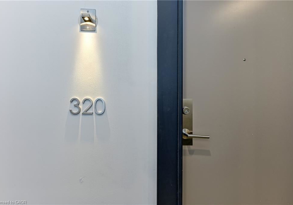 16-concord-place-grimsby-ontario-40842875