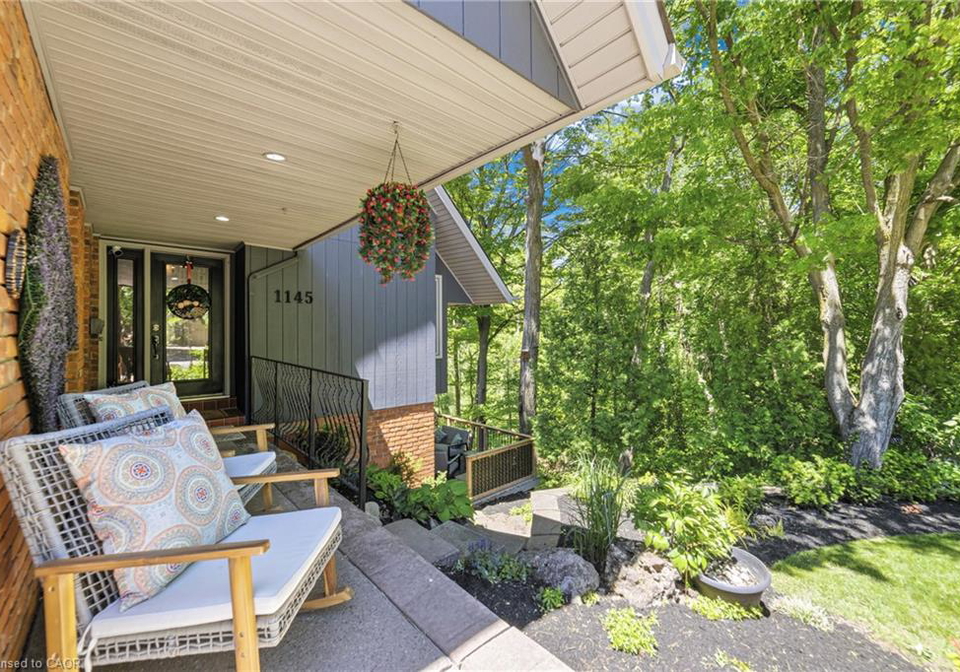 1145-forestvale-drive-burlington-ontario-40842887
