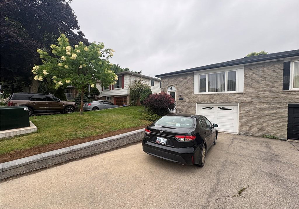 164-gemini-drive-hamilton-ontario-40842894