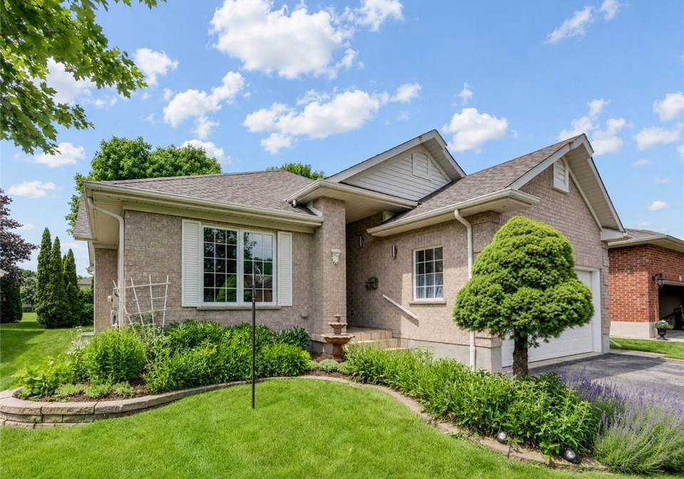 11-sun-valley-drive-baden-ontario-40842905