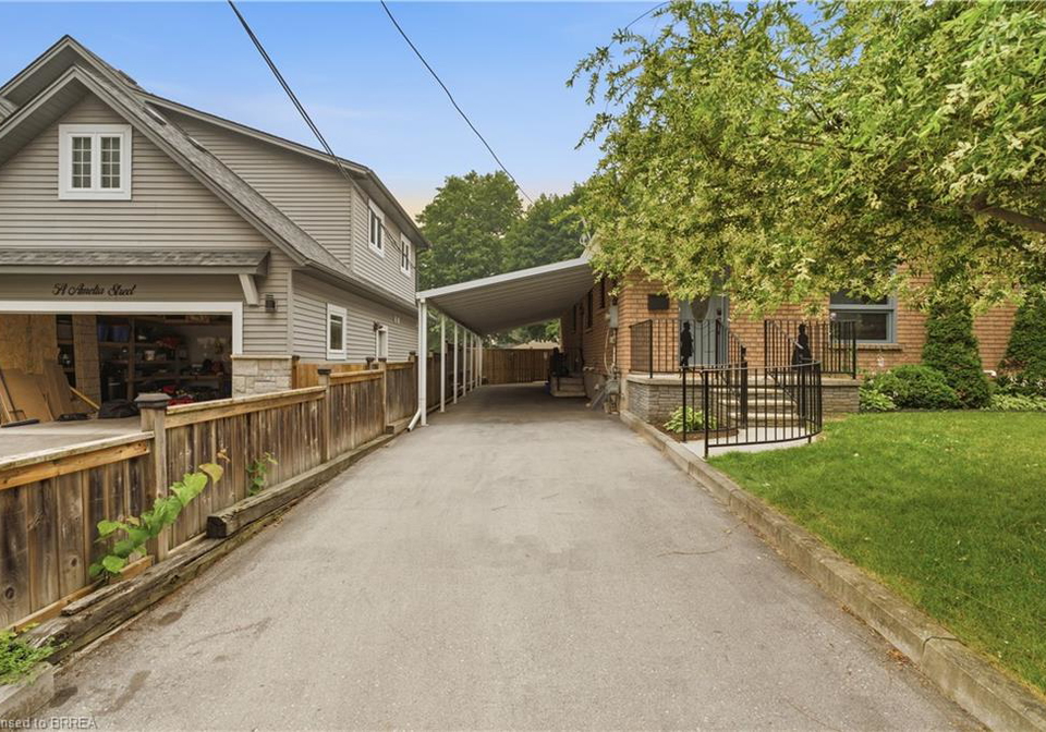 58-amelia-street-paris-ontario-40842916