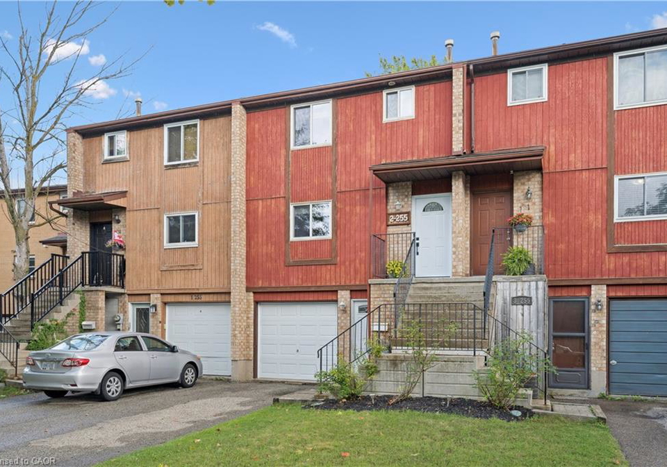 255-camelot-court-waterloo-ontario-40842924