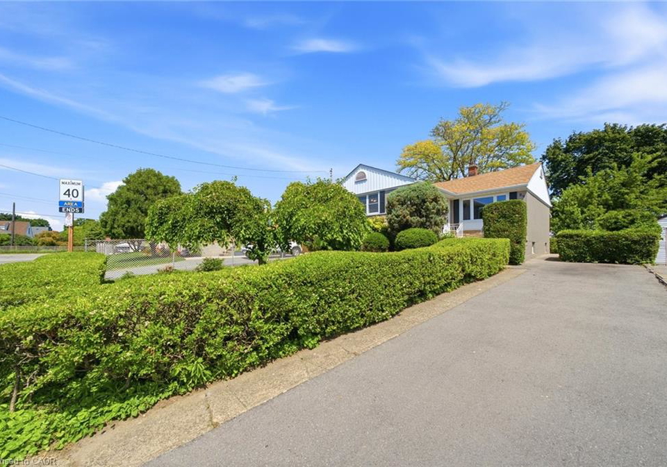 89-charlotte-street-hamilton-ontario-40842929