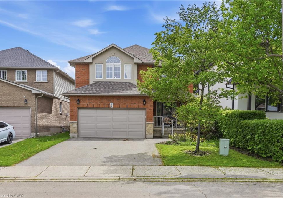 84-duncairn-crescent-hamilton-ontario-40842940